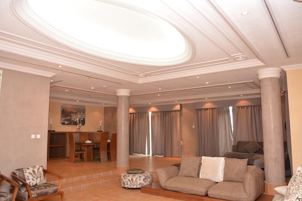 Janadriyah Suites 13 Nadinah Exterior photo