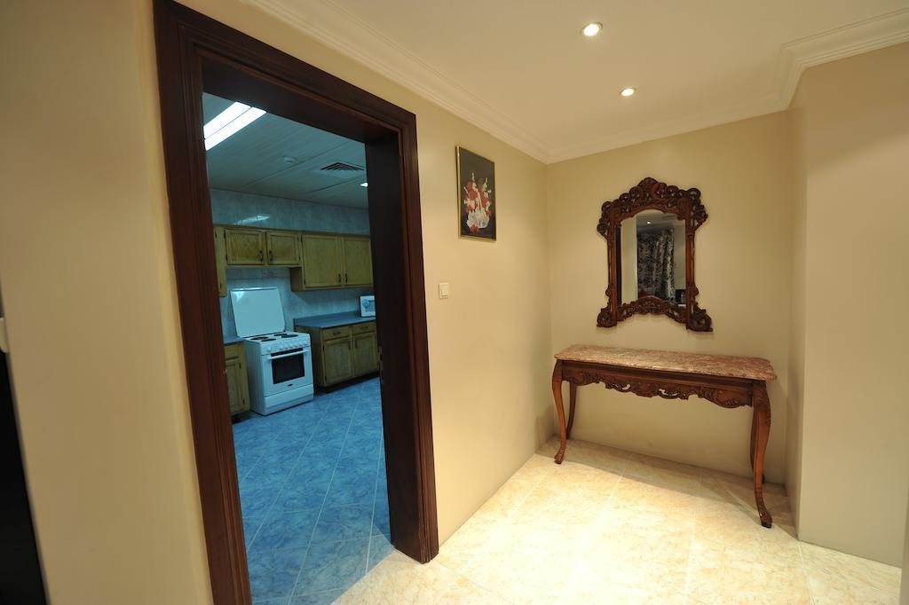 Janadriyah Suites 13 Nadinah Exterior photo